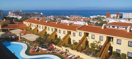 Apartment in excellent condition with terrace and lovely views to the sea. To be sold furnished. 185,000 Ref: N1233 PROPERTIES ARE IN DEMAND! WE OFFER A FREE VALUATION!