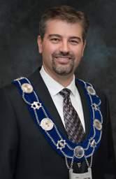 GOVERNMENT SUBMISSIONS: Transportation Infrastructure TOM ROWETT Mayor, Township of Scugog The Township of Scugog is nestled on the shores of Lake Scugog in northern Durham Region, an hour east of