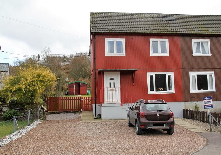 [Type text] 2 Croft Park Tarbert, PA29 6SZ 3 double bedrooms Generous room sizes Off road parking Private enclosed garden Rarely available 3-bedroom semi-detached family house in a quiet residential