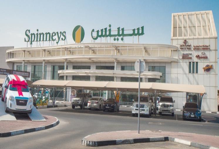 Spinneys Supermarket in Jumeirah