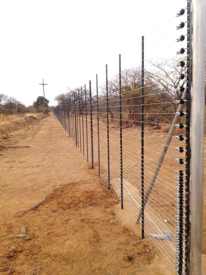 Our Speciality is Quality Fencing Products: Plastic Fencing Items Budget Droppers 18mm Standard Droppers 22mm Heavy Duty Droppers 30 Diameter