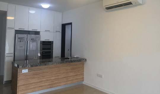 Size(sqft): 936 PSF: $1,368 Extremely rare 3 bedroom penthouse. Bright and windy. Near to Rulang Primary School and Canadian International School.