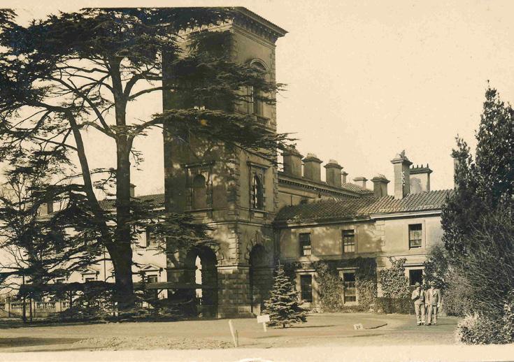 Huts and tents were also erected in the grounds but it was not large enough to accommodate all the New Zealand troops and the nearby Oatlands Park Hotel in Weybridge was requisitioned by the War