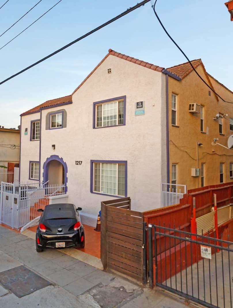 THE OPPORTUNITY HFF is pleased to present for sale, Berendo Apartments (the Property ), a 16 unit multi-housing property situated within the highly desirable East Hollywood submarket of the City of