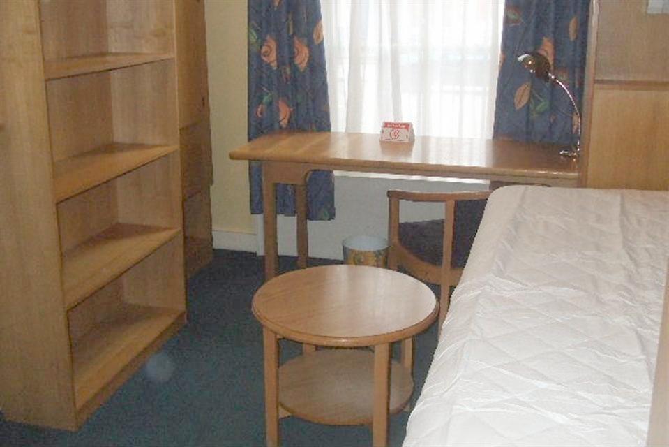 Accomodation 49 and 50 smaller single bedrooms generic: Furnitue should be