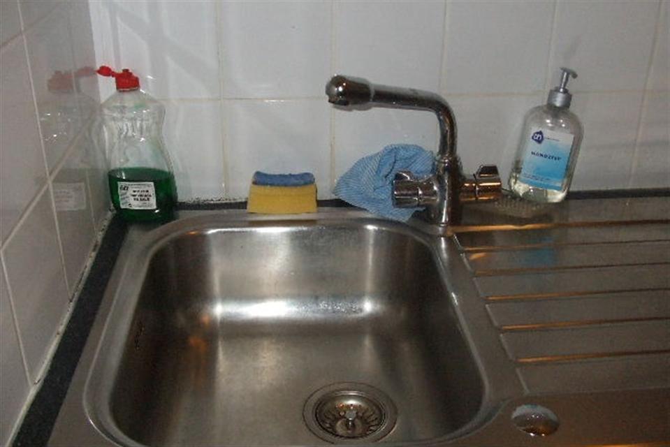 Accomodation 49 and 50 all floor levels kitchen: Example of sink bowl and tap