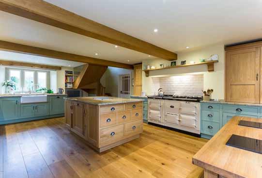 Manor House Farm Hunton, Bedale, North Yorkshire DL8 1PY An impressive Grade II listed farm house beautifully presented with 2 cottages and land Leyburn 5.