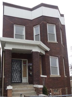South Vincennes Avenue Chicago, IL 60621 Property Type: 2-Flat Apartment Year Built: 1911 Square Footage: 2,296 County: Cook Bedrooms: 6 Bathrooms: 2 Market Value: $180,000 PURCHASE PRICE FOR EBG