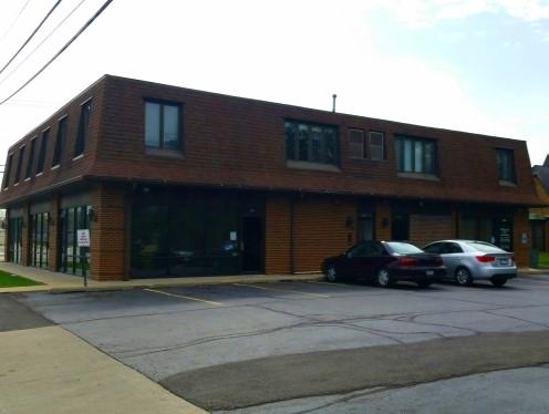 13,504 sf Site 4 Apartments 4/5 Office / Retail Units Signalized Corner Zoned CE