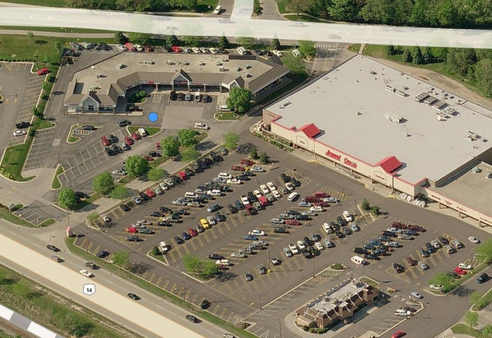 OFFERING SUMMARY Value Add Retail Shopping Center on Northwest Hwy in Cary, IL Cary Square PRICING AND FINANCIAL ANALYSIS Demographics 1 mile 3 miles 5 miles 2012 Total Population 7,735 30,111
