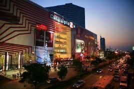 Shopping Centers 7 Office Towers 1996 Acquired full equity stake in CentralPlaza Chiangmai Airport 2000 Completed CentralPlaza Chiangmai Airport Phase