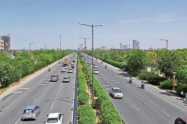 a 6 Lane highway connecting Noida & UP to Greater Noida Upcoming