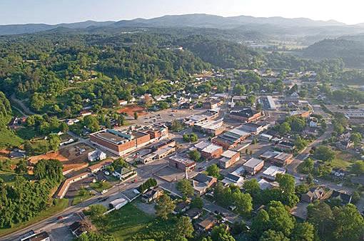 ject Propertyj 449 Industrial Blvd Overview of Ellijay is nestled in the foothills of the vast Chattahoochee National Forest in the Appalachian Mountain Range about an hour north of