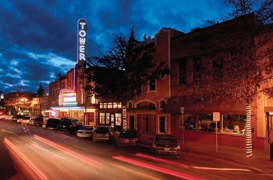 Regional Bend, Oregon Profile Situated on the eastern edge of the Cascade Range along the Deschutes River, Bend joins forested mountain highlands and high desert plateaus, offering a diverse range of