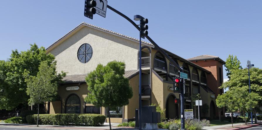 2425 East Street Concord, California Space Available Rental Rate ±800-1,620 SF Negotiable Spaces 4 Property Sub-type 4 ±16,363 SF Medical Office SUITE # TOTAL SPACE RENTAL RATE MIN DIVISIBLE MAX