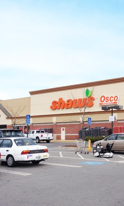 SHAW S NNN LONG TERM GROUND LEASE LOCATED WITHIN AN EXCELLENT RETAIL AREA OF CONCORD, NH Investment Highlights PRICE: $6,780,000 CAP RATE: 5.80% RENTABLE SF.... 70,000 SF LAND AREA.
