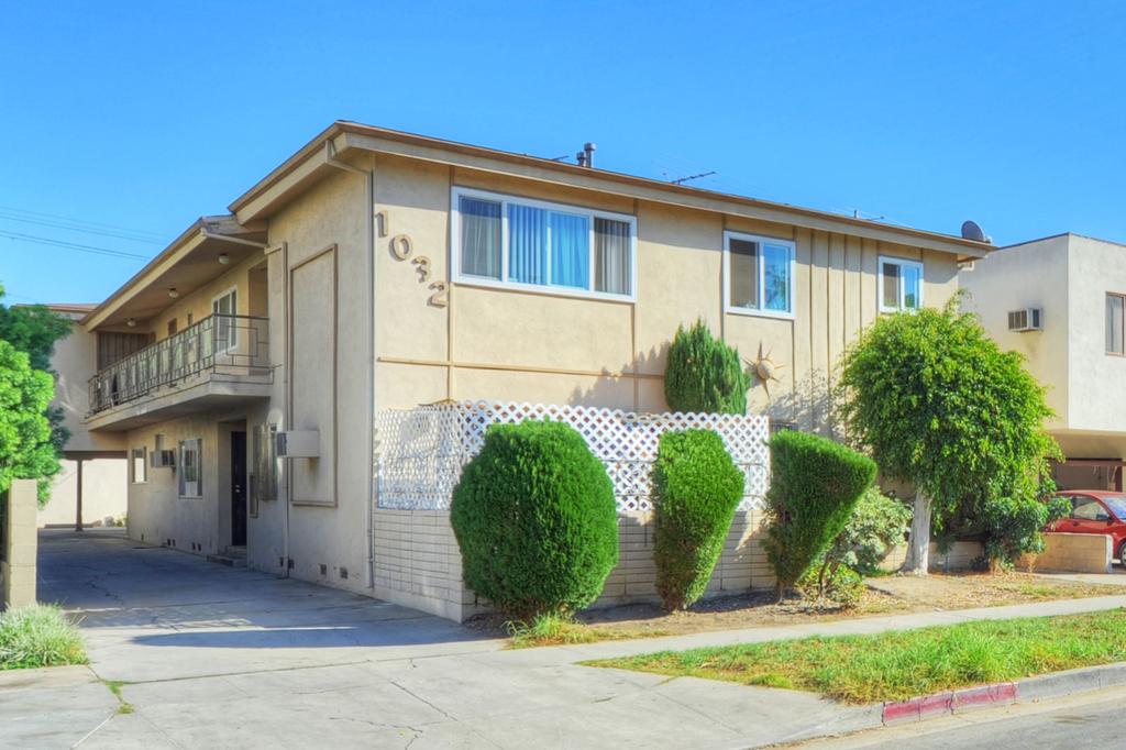 PROPERTY SUMMARY LOS ANGELES CA 9003 This information has been secured from sources we believe to be reliable, but we make no representations or