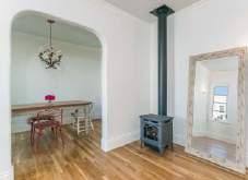 TYPE 1 Bedroom/1Bath 5 Comments: Updated unit features a completely remodeled kitchen with stainless steel appliances, original dark hardwood floors, large