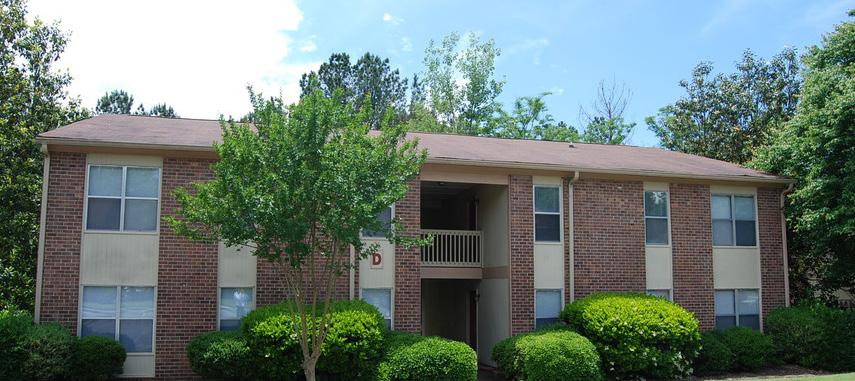 PROPERTY SPECS SITE ADDRESS Cherry Tree Hill Apartments 2050 Old Clinton Road Macon, GA 31211 LOCATION Located just minutes northeast of downtown Macon, Cherry Tree Hill has excellent accessibility