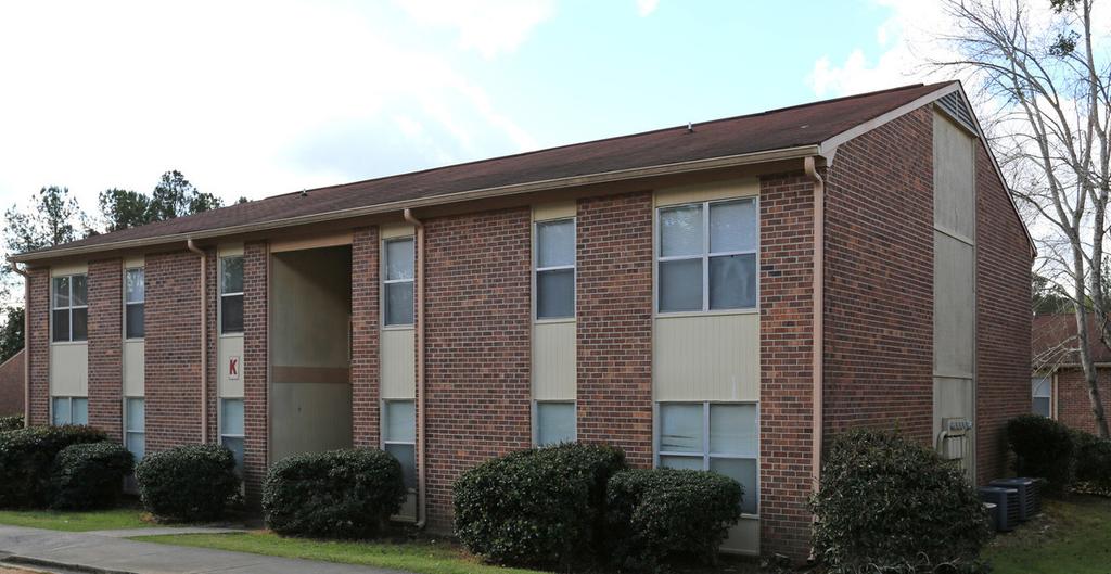 OFFERING SUMMARY OFFERING Cherry Tree Hill Apartments 2050 Old Clinton Road Macon, GA 31211 DEBT PARAMETERS Debt Assumption SALE PRICE To Be Determined By Market CALL FOR OFFERS DATE July 12, 2017