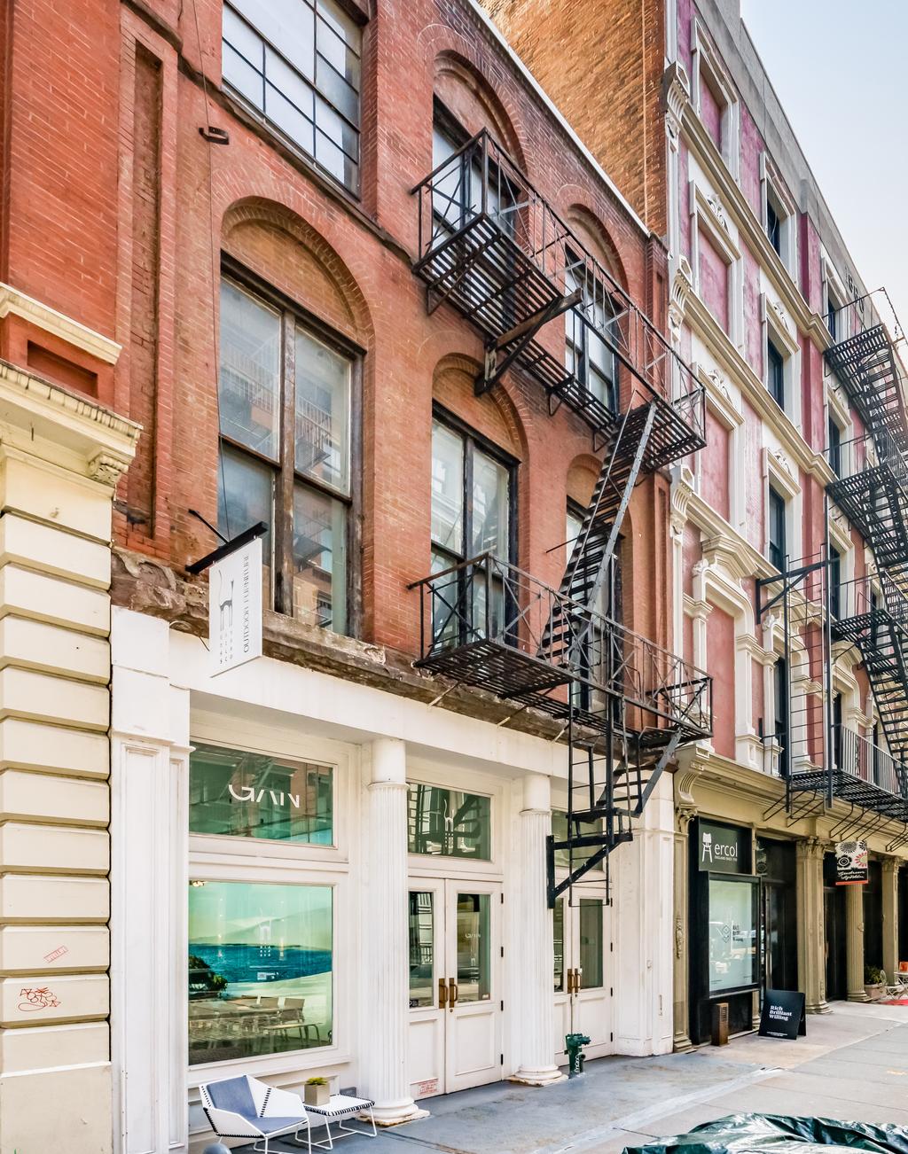 Property Description - Soho Manhattan, NY or implied, as to the accuracy of the information. References to square footage or age are approximate.