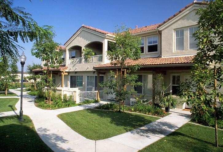 Affordable For-Sale Senior Housing Communities City of Cerritos Affordable Senior Housing Resale Guidelines and Procedures Pioneer Villas Opened in 2001