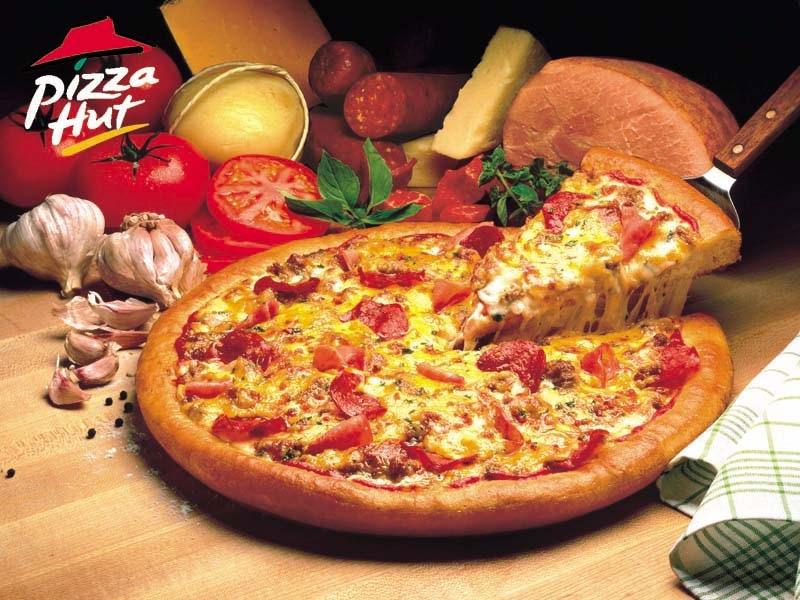 Pizza Hut has over 15,000 locations worldwide as of 2015, and is a subsidiary of Yum! Brands, Inc., one of the world s largest restaurant companies.