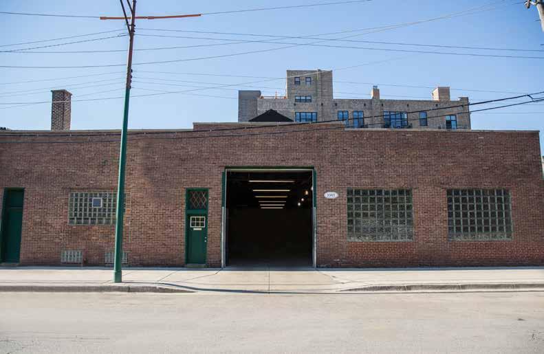 BUILDING FEATURES 7,550 RSF column free, bow truss building Ceiling height(s): 13 clear to bottom beam 22 to peak of roof Vintage auto repair shop ideal for a restaurant or retailer Two blocks from