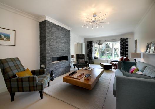 Bright and spacious rooms with warm soft colours Sandelswood End, Beaconsfield, Buckinghamshire, HP9 2AA Freehold Entrance hall 3 reception rooms kitchen/breakfast area study/bedroom 5 utility room