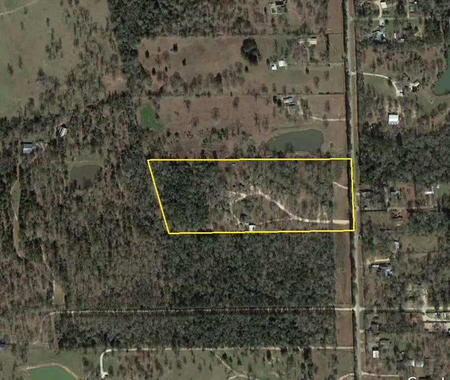 FOR SALE: Land & Rental Home Property 900 Mohawk Dr, Montgomery, TX 7731 DESCRIPTION This property is in the fast growing Montgomery County area, very close to Lake Conroe & Highway 5.
