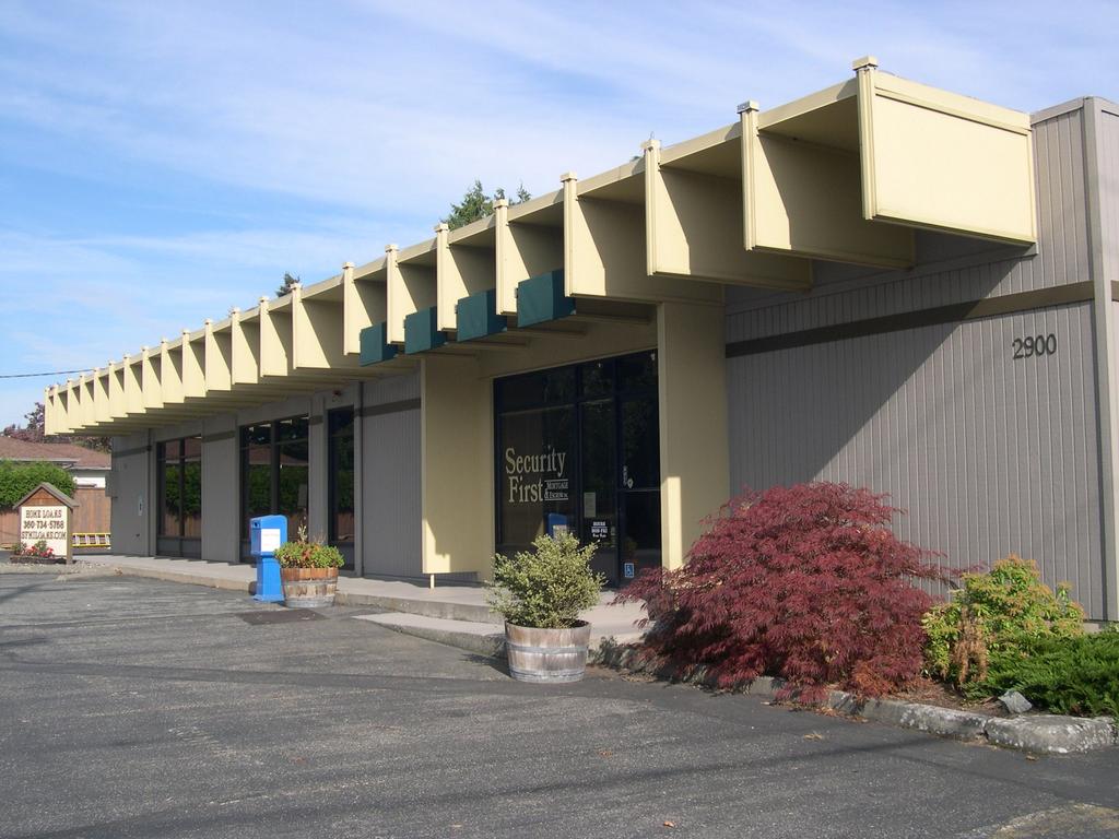 (360) 371-5100 wrecommercial.com Windermere Fairhaven 1200 Old Fairhaven Pkwy, #106 Bellingham, WA 98225 (360) 671-5000 wrecommercial.