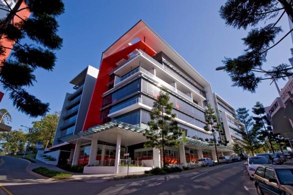 Synergy, Kelvin Grove QLD Synergy, completed in November 2008, is located within Kelvin Grove Urban Village, Brisbane s newest masterplanned inner-city precinct merging business, technology,