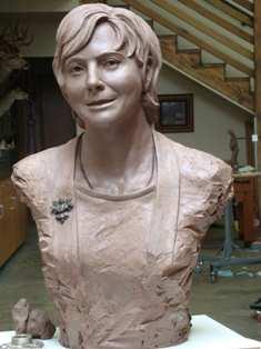 Mr. Albee was able to send Rip jewelry and clothing worn by Kathy, which was incorporated into the bust design, adding even more of her personality.