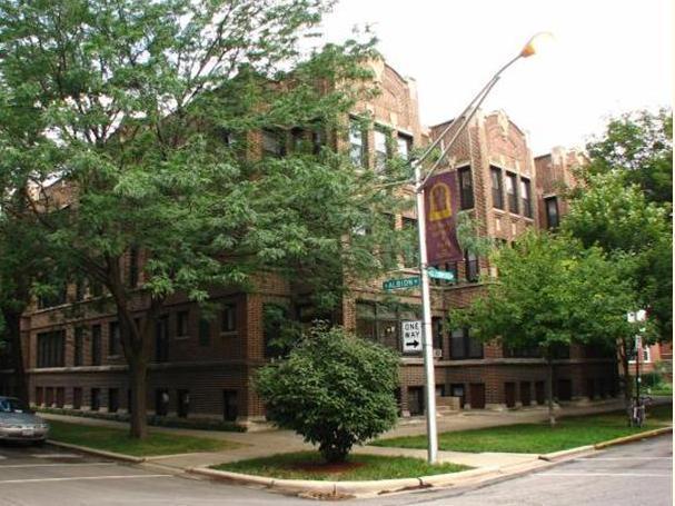 Rogers Park An ethnically diverse area, Rogers Park is home to LUC s Lake Shore Campus.