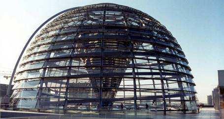 REICHSTAG, Berlin Steel structure: 900 tons Single glazing: 3.