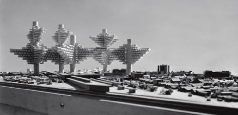 Progress 1962 Just before leaving Tange Lab to set up his own office, Isozaki develops, privately, Clusters in the Air a more radical solution to Tokyo s mess than his