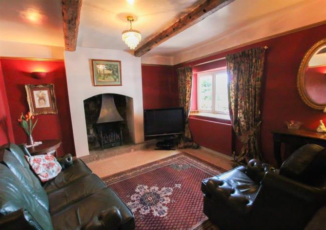 Lower House Farm Stanley Bank, Stanley, Stoke-on-Trent, ST9 9LT A RARE OPPORTUNITY TO PURCHASE SUCH A SPECIAL PROPERTY This really is a property that oozes character some parts of which date back to