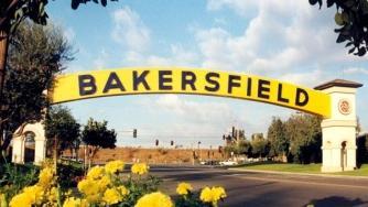 Population: Metro Bakersfield 504,900 City of Bakersfield 347,483 Kern County 839,631 City Facts: Bakersfield is