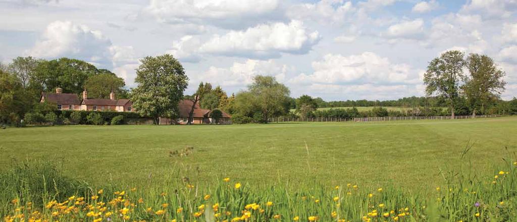 SITUATION Hawthorn Lodge is located in the hamlet of Moss End, in the parish of Warfield, home to one of the finest churches in Berkshire and located almost equidistant between Ascot and Maidenhead.