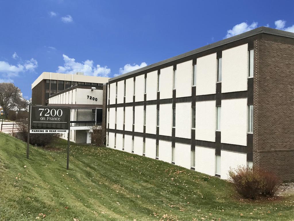 FOR SALE OFFICE 7200 FRANCE AVENUE 7200 France Ave S Edina, MN 55435 PRESENTED B BY Y: FRANK JERMUSEK, JD CAMERON PETERSON JP MALONEY President /