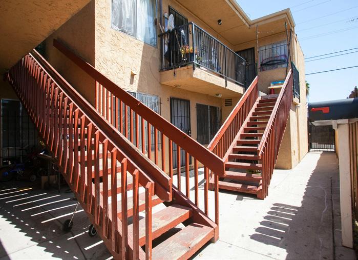 407 46TH STREET, SAN DIEGO, CA Investment Opportunity & Summary THE OPPORTUNITY This 7unit multifamily value-add investment opportunity offers substantial upside on rents by as much as 0%.