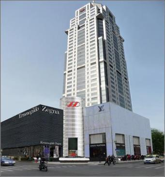 Premium Portfolio of Assets Lippo Plaza Lippo Plaza Located on Huaihai Zhong Road within the Huangpu district in the Puxi area of downtown Shanghai Grade-A 36 storey commercial building with a