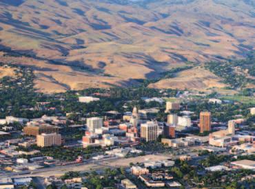 Boise, ID Area Information Boise, Idaho - The capital of the state, Boise is at the center of commerce, population, and politics in Idaho. But Boise isn t an isolated high desert city.