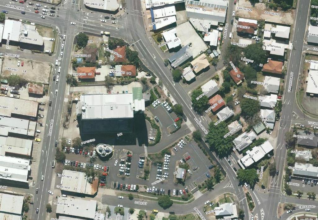 Figure 2: The subject site with boundaries highlighted which is located between the major road frontages of Sandgate & Hudson Roads.