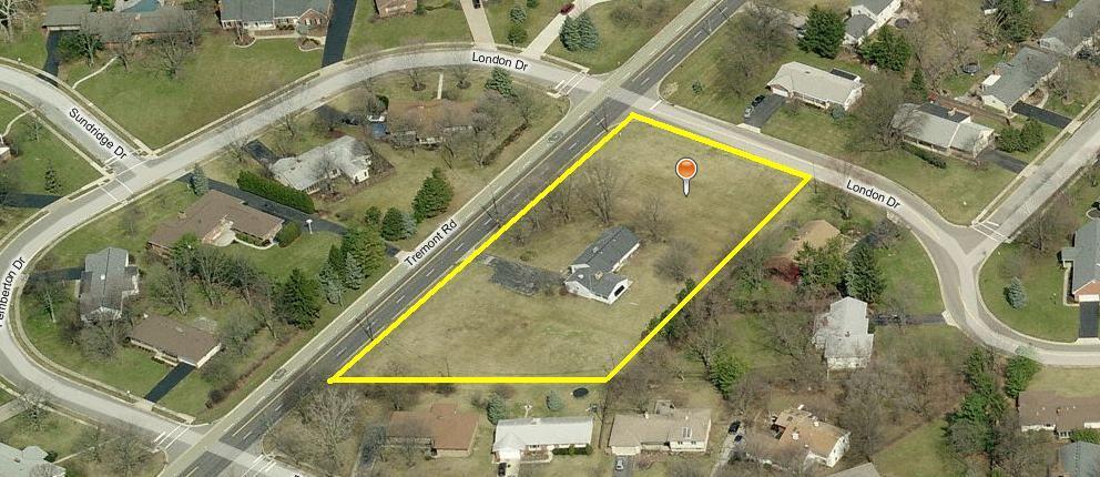II. Site Description/Current Zoning: The subject site, 3426 Tremont Road, consists of three parcels (070-007855, 070-007856, and 070-007857- to be combined) which total 1.