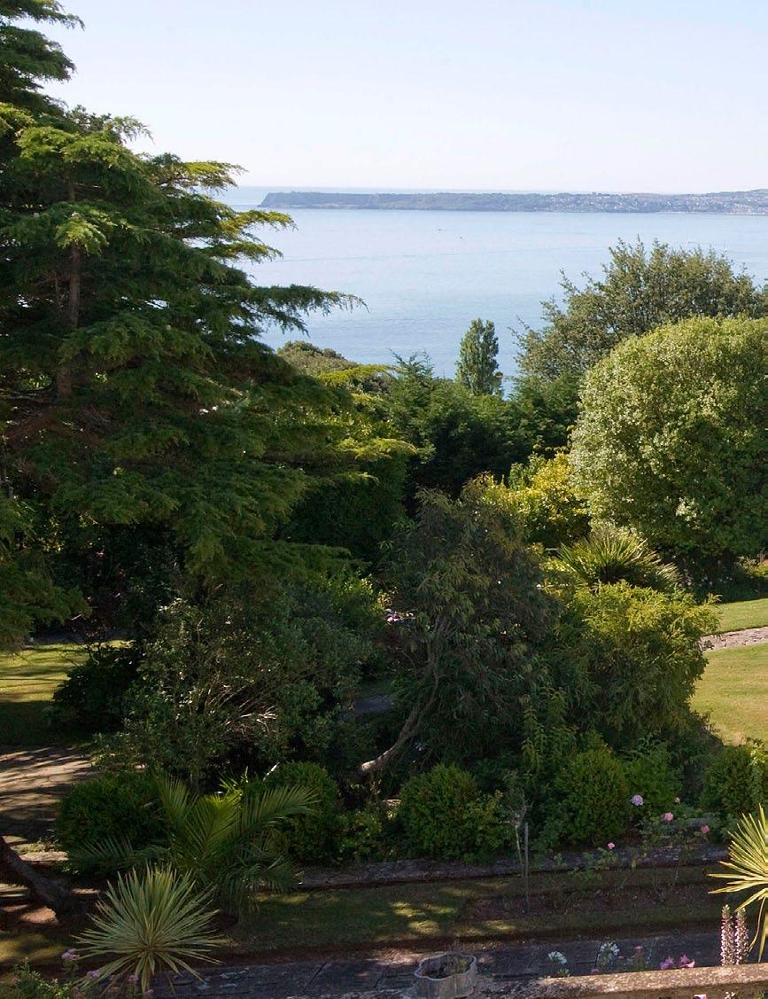 Wylam House Haldon Road, Torquay TQ1 2LX A Grade II Listed villa with south facing views over the sea, set in 1 ½ acres of its own gardens Seafront ½ mile, Newton Abbot 7 miles, Totnes 9 miles,