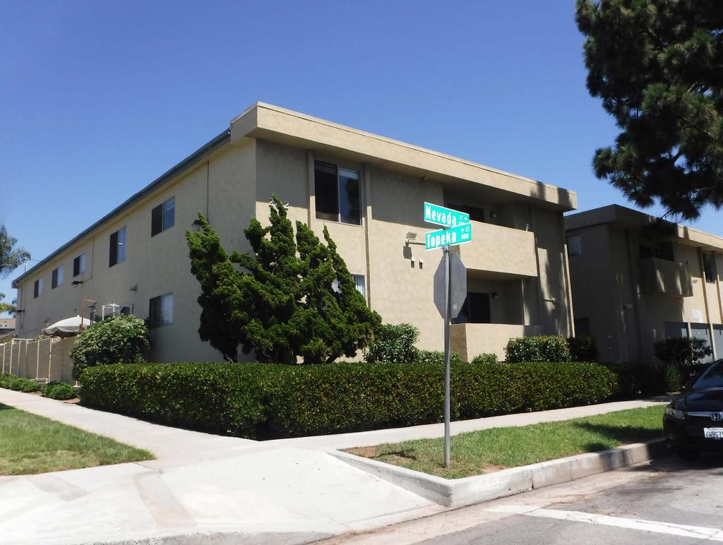 12 apartment units 202 S. Nevada St. Oceanside, CA 92054 $4,500,000 Prepared By: RAY ADAMS Multi-Family Investments +1 858.546.