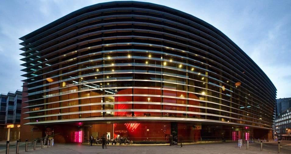 Curve Theatre Audiences up 25% in last 12 months 320,000 visitors over the last year Phoenix Theatre 200,000 visitors