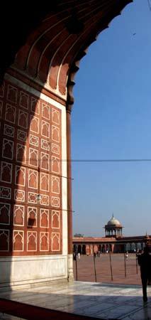 11: Shah Jahan s Jama Masjid,