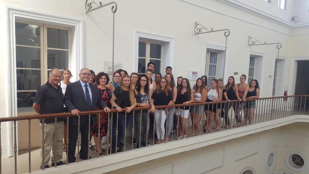 F r e n c h J o b S e e k e r s C o m i n g t o M a l t a The number of French students visiting Malta for work placements in Maltese companies has been seeing a gradual increase through the efforts